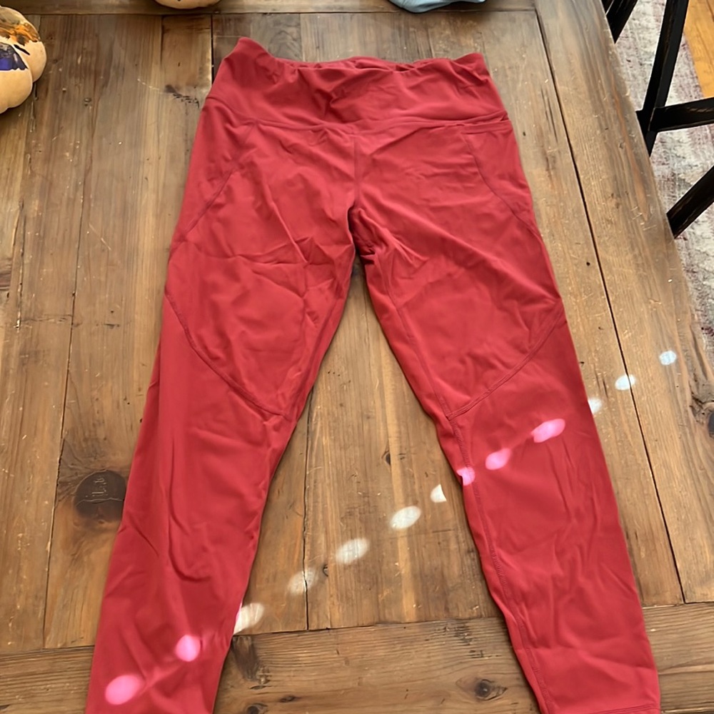 Sweaty Betty All Day matching set 7/8 leggings with matching bra top